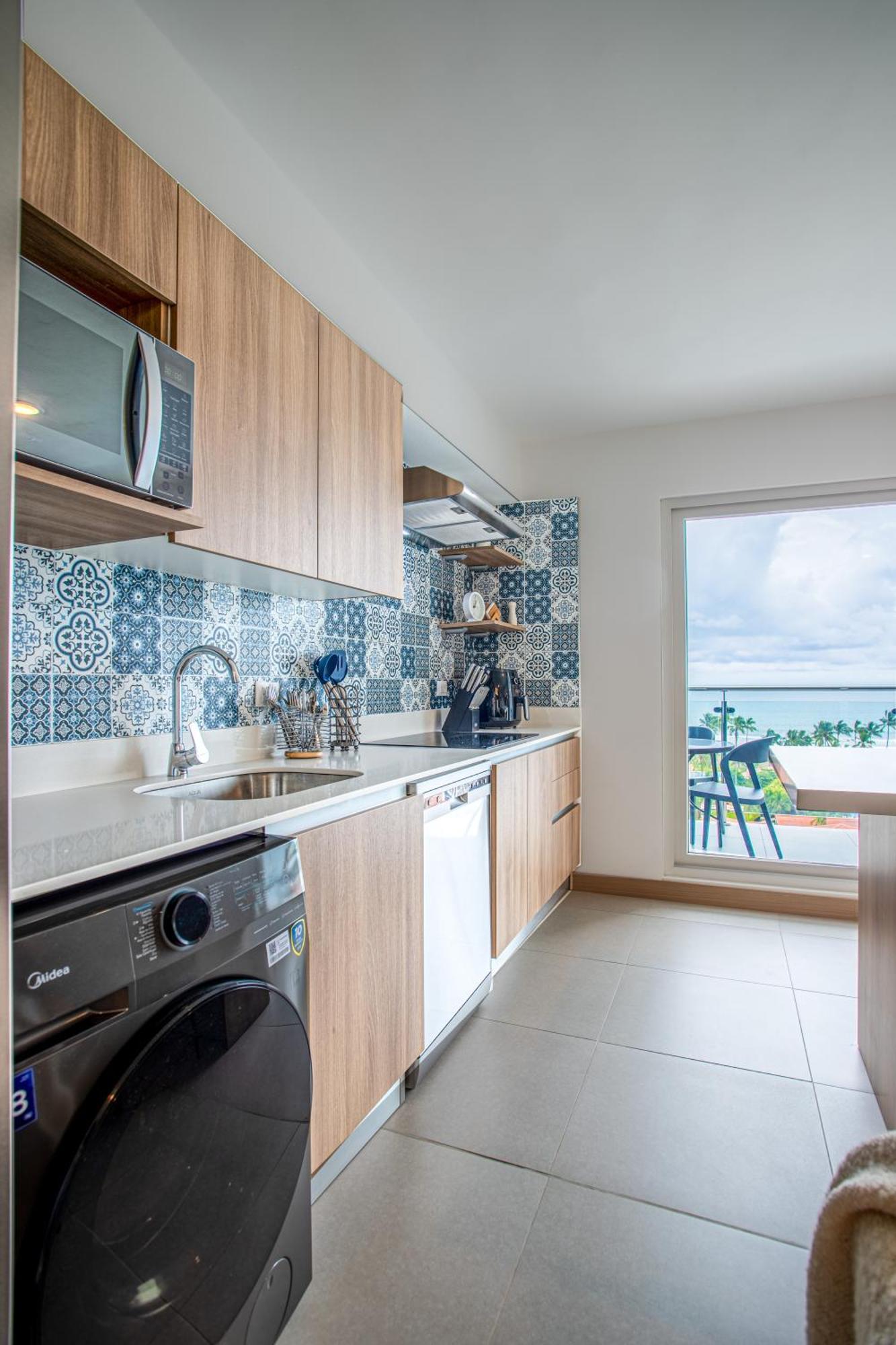 Casago 1101A, Brand New Rental Seaside Serenity! Stunning Condo With Coastal Vibes Jaco Luaran gambar